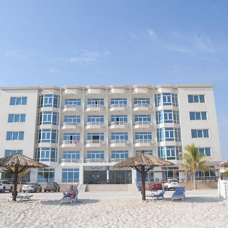 Beach Resort Salalah Exterior photo