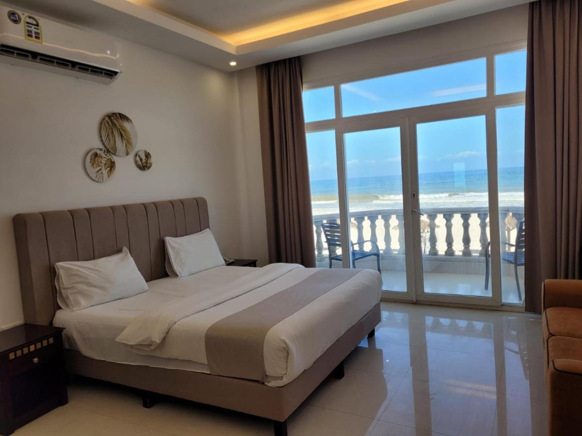 Beach Resort Salalah Exterior photo