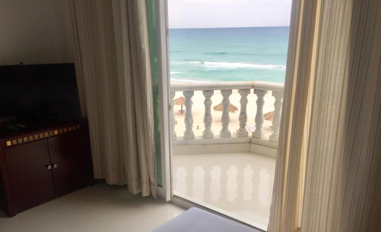 Beach Resort Salalah Exterior photo